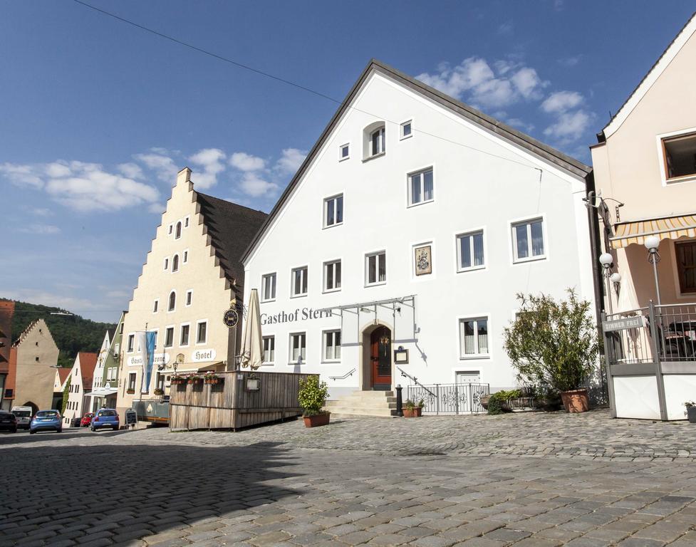 Gasthof Stern Hotel Greding Exterior photo