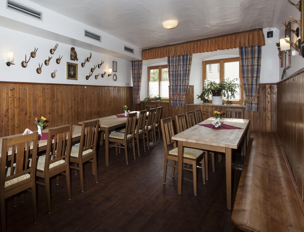 Gasthof Stern Hotel Greding Exterior photo
